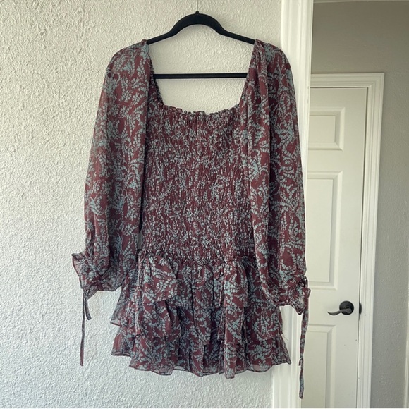 Olivaceous Elegant Floral Print Women's mini dress M NWT - Picture 3 of 5